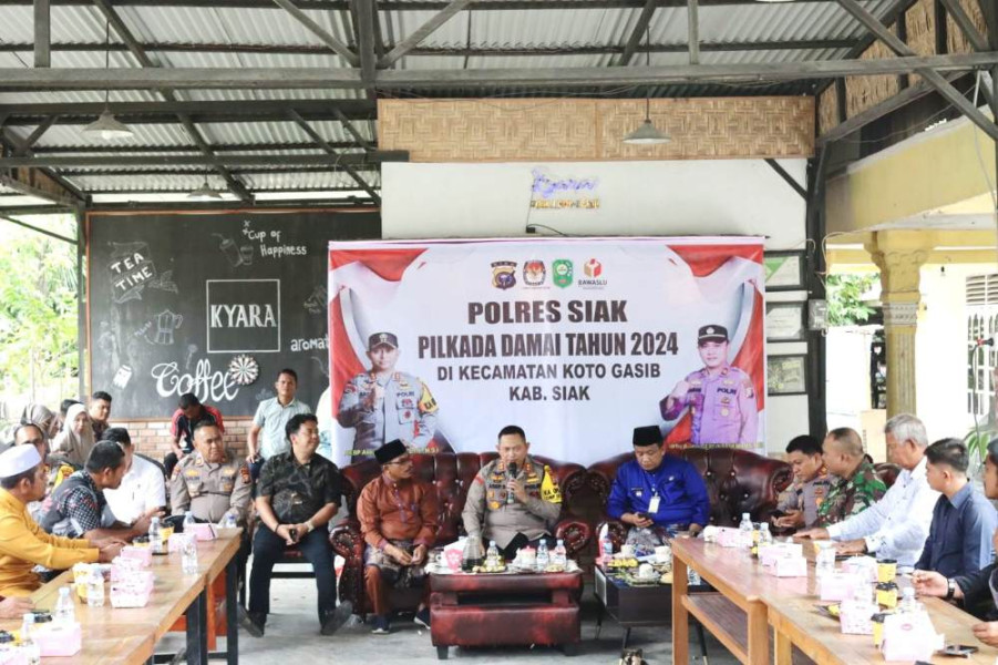 Jumat Curhat Bersama Warga, Kapolres Siak Sampaikan Pesan Pilkada Damai
