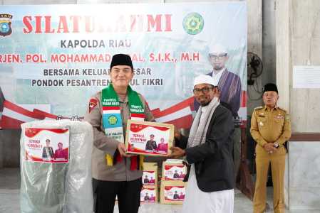 Kapolda Riau Kunjungi Pondok Pesantren Darul Fikri di Meranti
