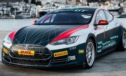 Tesla Jagokan Model S P100Ds di Ajang Balap Mobil Listrik