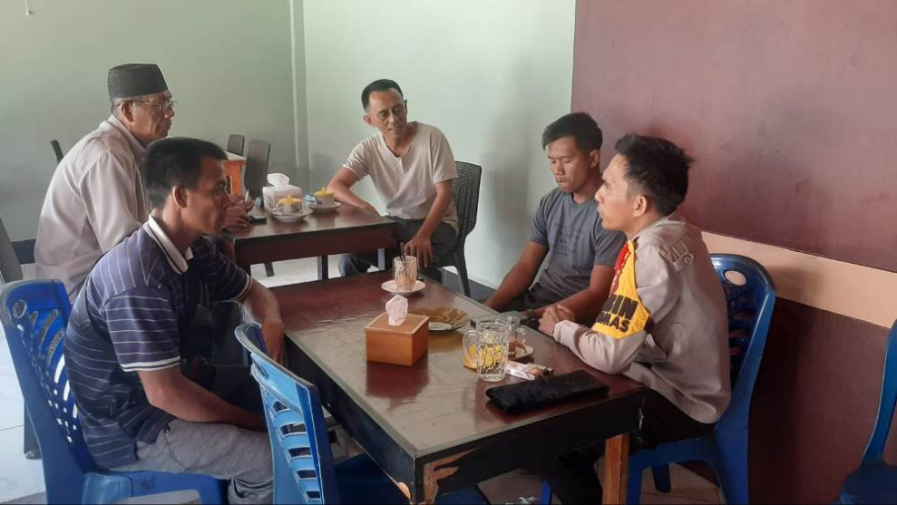 Polsek Tembilahan Hulu Ajak Masyarakat Desa Pulau Palas Wujudkan Pilkada Damai 2023