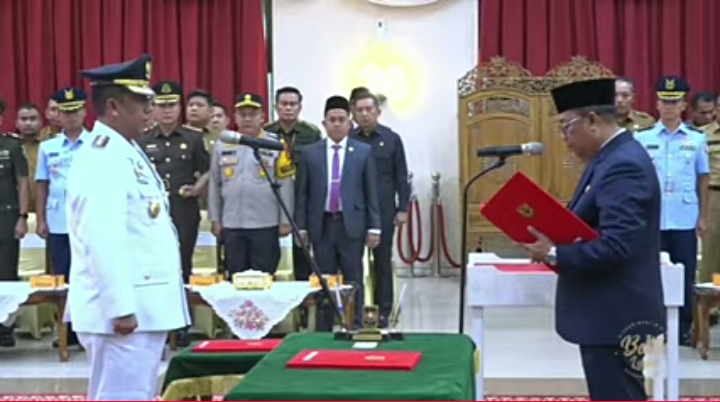 Roni Rakhmat Resmi Dilantik Sebagai Pj Wali Kota Pekanbaru