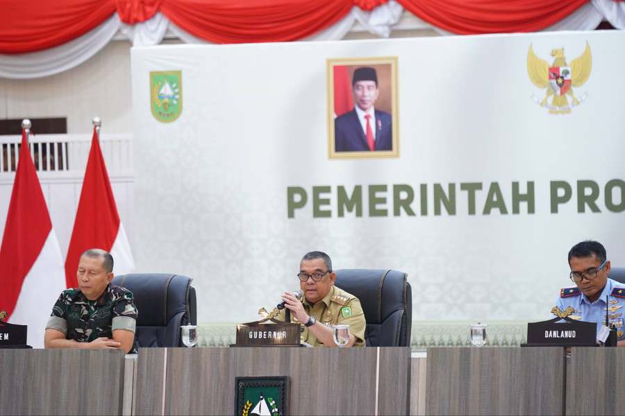 Rakor Bersama Forkopimda dan Bupati/ Walikota, Berikut 11 Instruksi Gubri Edy Natar Soal Banjir di Riau