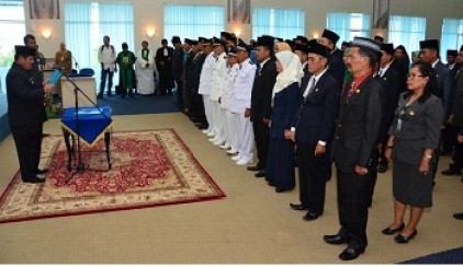  Bupati Amril Ingatkan PNS Agar Profesional