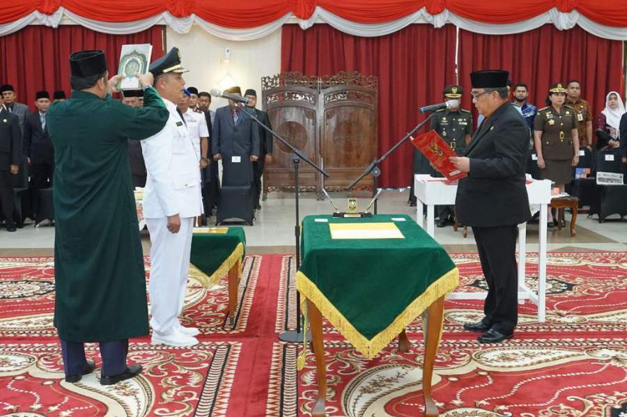 Herman Resmi Dilantik Sebagai Pj Bupati Indragiri Hilir, Ini Pesan Plt Gubri