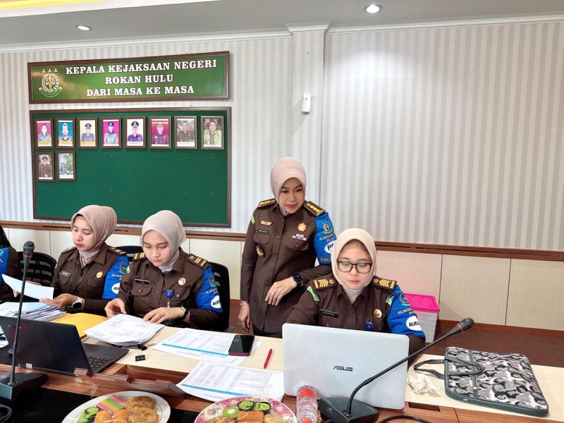 Di Tengah Dominasi Laki-laki, Dwi Astuti Tegaskan Peran Perempuan di Kejati Riau