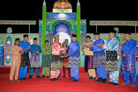 Tutup MTQ Tingkat Kecamatan Sungai Apit, Alfedri harap Al-Qurâ€™an Membumi di Sungai Apit