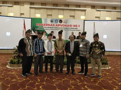 Hadiri Rakernas di Lombok, DPW APVOKASI Riau Minta Pemerintah Kaji Ulang RUU Sisdiknas