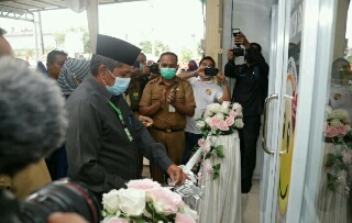 Alfedri Resmikan Kedai Pelayanan Perizinan