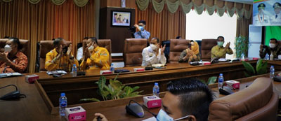 Kota Pekanbaru Raih Dua Penghargaan Dalam Bidang TPID dan TP2DD