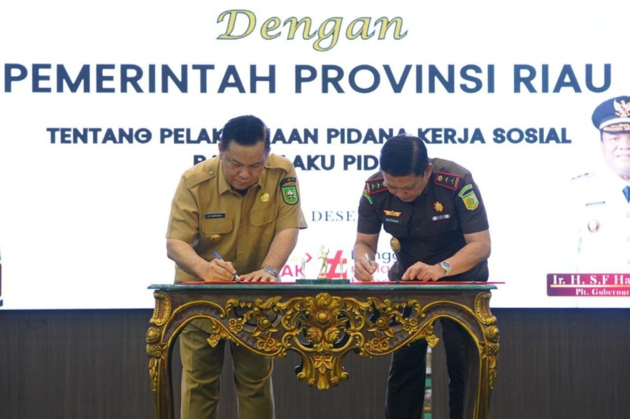 Pemprov Riau dan Kejati Riau Teken MoU Pelaksanaan Pidana Kerja Sosial