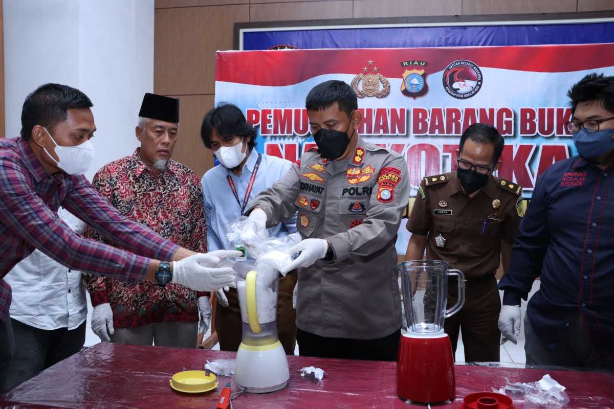 Polres Inhil Musnahkan 870,36 Gram Shabu dan 82 Butir Ekstasi