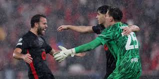 Liga Champions, Barcelona Menang Dramatis, Liverpool Sempurna