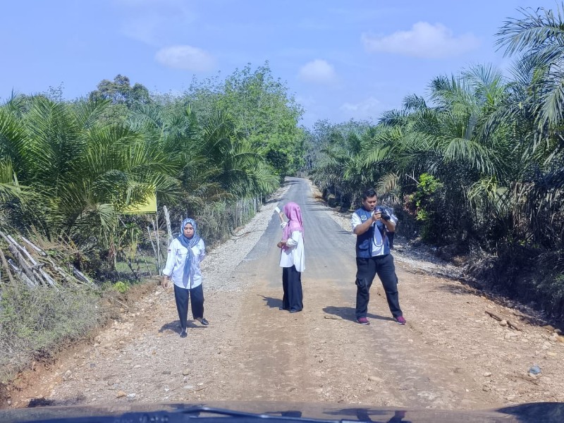 Ruas Jalannya Diaspal, Kades Bandar Alai Kari Apresiasi Komitmen Membangun Bupati Suhardiman