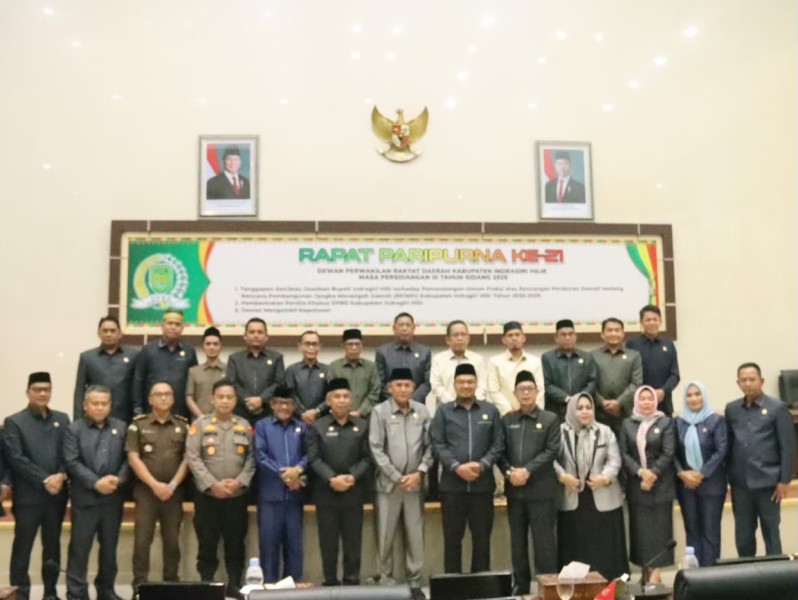 Rapat Paripurna DPRD ke-21, Bupati Inhil Sampaikan Pidato Tanggapan Ranperda RPJMD
