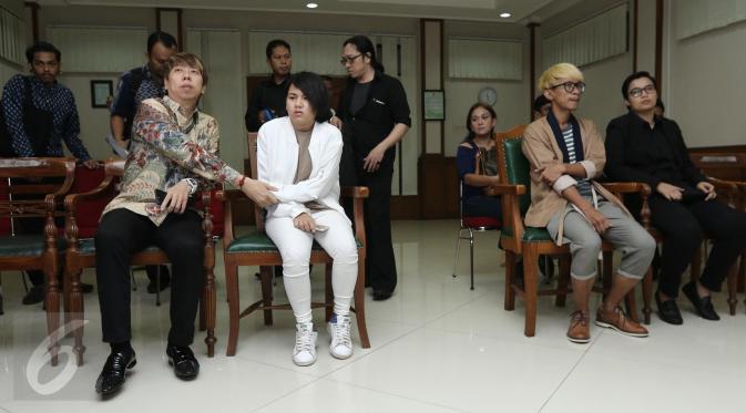 Aming: Untuk apa kami bersama kalau saling menyakiti