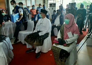 Sayed Abubakar Assegaf-Hj Reni Nurita Mendaftar ke KPU Siak