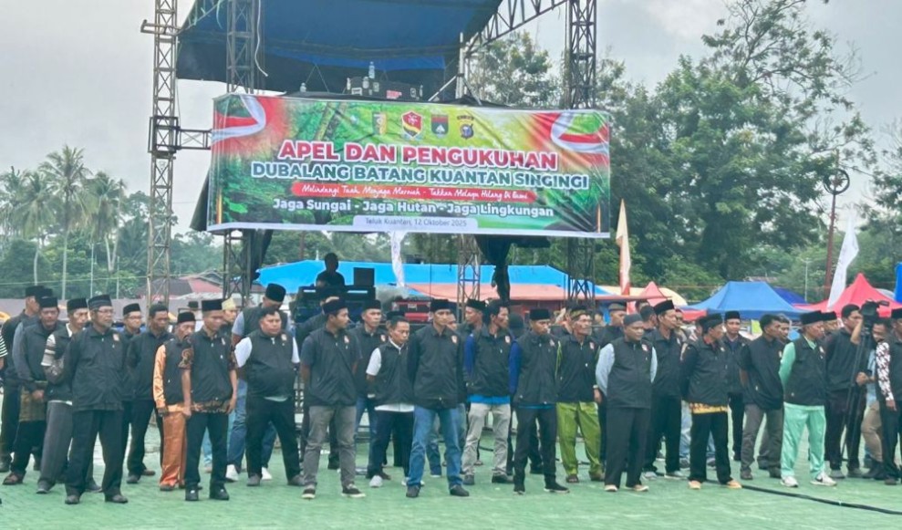 Dubalang Kuantan Resmi Dikukuhkan, Gubri Wahid: Semoga Mampu Merawat Tuah Menjaga Negeri