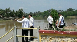 Bupati H.Mursini dan Wabup H.Halim Tinjau Persiapan Pacu Jalur Even Nasional 2017