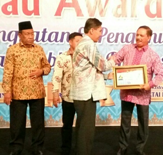 Bupati Inhil Kembali Torehkan Prestasi