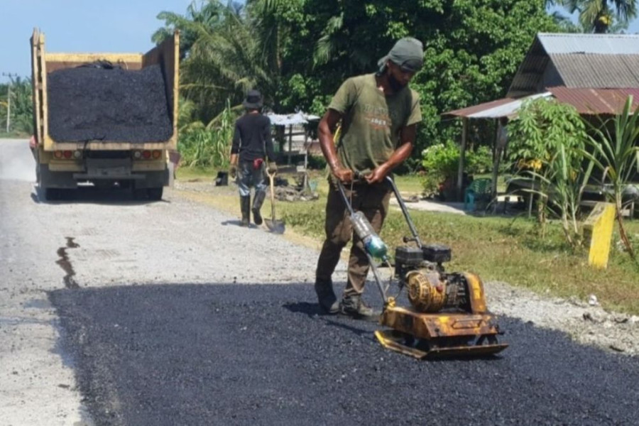 PUPR Riau Perbaiki Ruas Jalan Tapung-Talang Danto