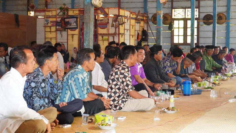 KPU Riau Gandeng Komunitas Adat Suku Talang Mamak Tingkatkan Partisipasi Pemilih di Pilgub Riau