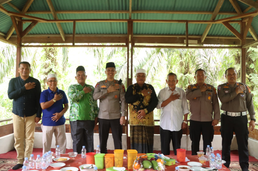 Jelang Pilkada Serentak, Kapolres Inhu Sambangi Ketua MUI, NU, FKUB Serta Tomas Pasir Penyu