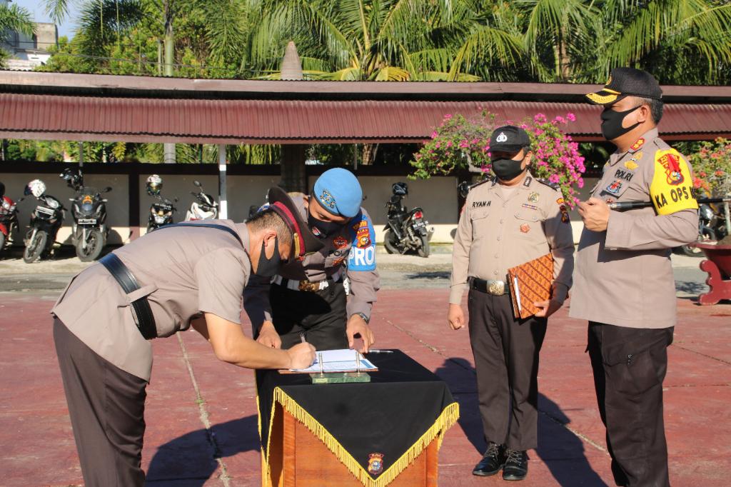 Kapolres Inhil Pimpin Sertijab Kasat Polair dan Kapolsek Kempas