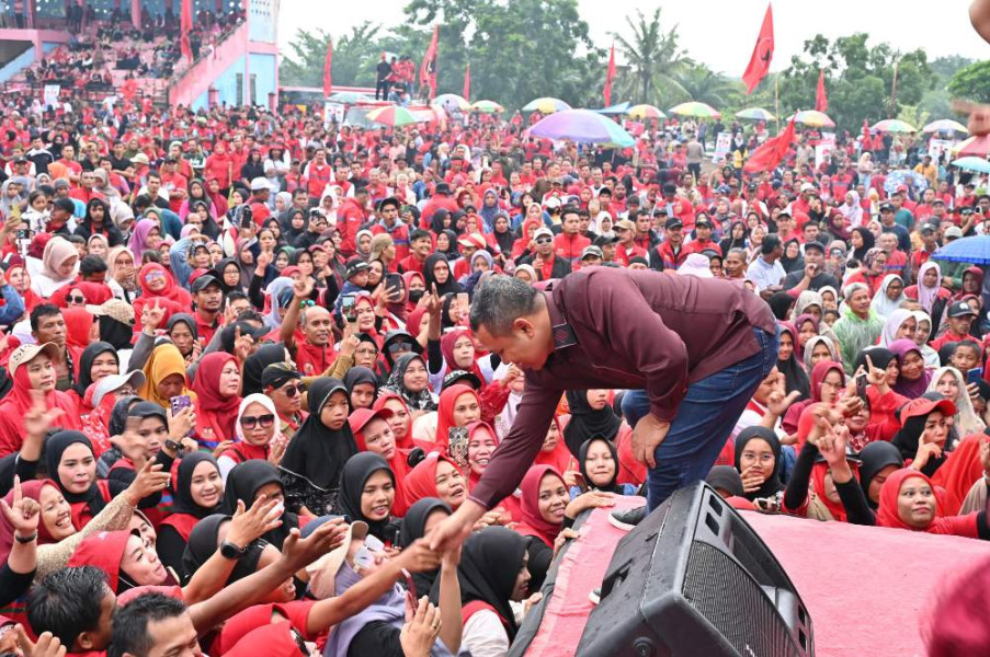 Apel Akbar Satgas PDIP Menyala, Zukri Instruksikan Ribuan Relawan Menangkan Paslon Bermarwah