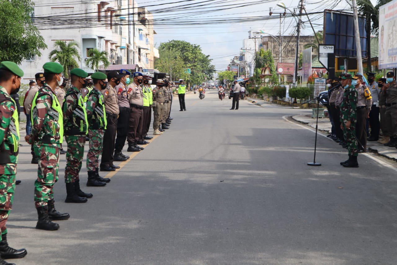 Kerahkan Pasukan Berskala Besar, Tim Satgas Lakukan Pengetatan Disiplin Protkes Covid-19 di Inhil