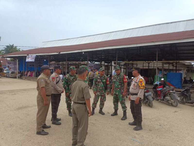 Polsek Tempuling Ajak Pendukung Paslon Pilkada Jaga Situasi Kamtibmas Kondusif