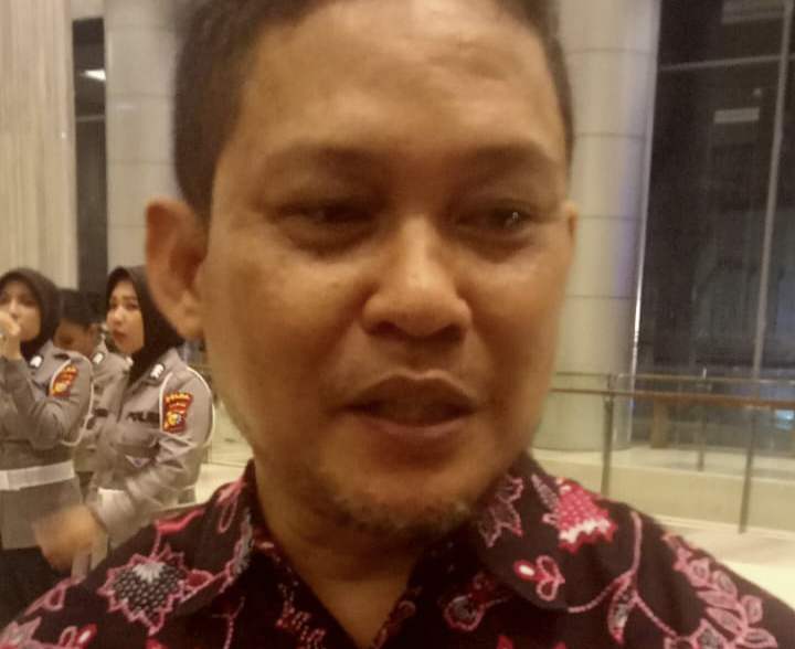 Soal Debat Perdana Pilgub Riau, Pengamat Politik: Ketiga Paslon Masih Lari dari Substansi