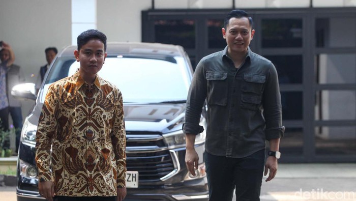 Seperti Balapan Gibran Nyalip Jagoan Cawapres Prabowo di Tikungan, AHY Hanya Bisa Respons Begini