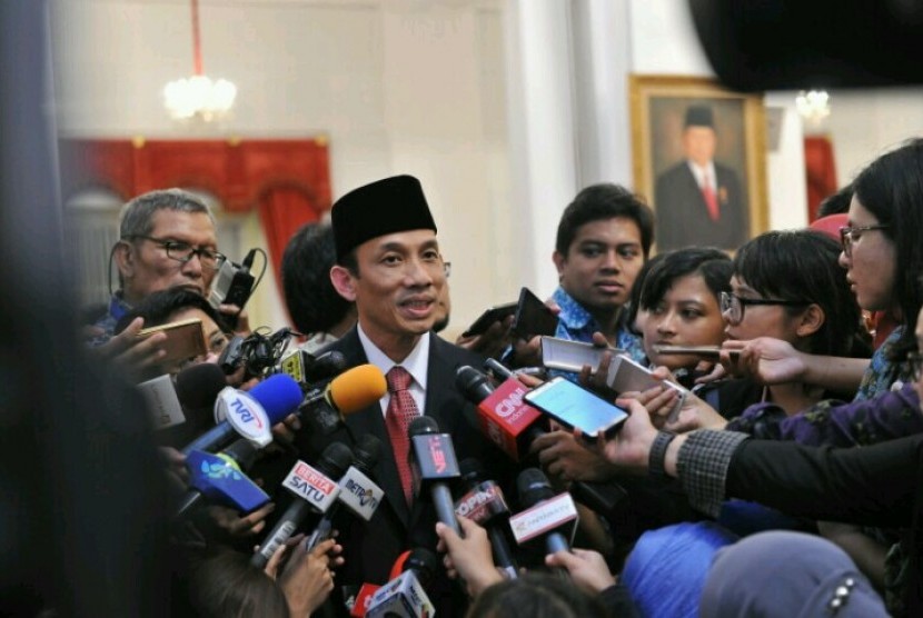 Legislator PDIP Kritik Status WNI Arcandra