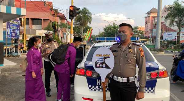 Polres Inhu Hadirkan Mobil Sigap, Gratis untuk Anak ke Sekolah