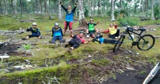 Danramil Mandah Bersepeda Lalui Berbagai Medan