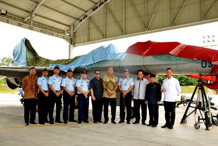 Tim Kunspek DPR RI Tinjau Pesawat F16 di Lanud Roesmin Nurjadin