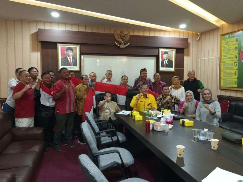 Dihadiri Pj Gubri, Minggu 21 Juli Kesbangpol Riau Gelar Gerakan Pembagian Bendera Merah Putih