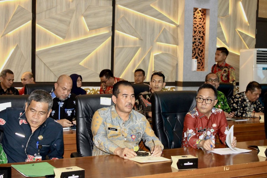 Rakor Bersama Wamendagri, Sekda Siak: Kami Siap Ikuti Arahan dan Perkuat Langkah Strategis Daerah