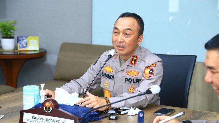 Polri Mutasi 1.255 Personel Jajaran Pati dan Pamen, Termasuk Kapolda Riau
