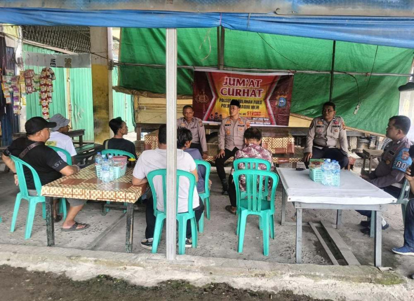 Jumat Curhat, Polsek Tembilahan Hulu Ajak Masyarakat Sukseskan Pilkada 2024