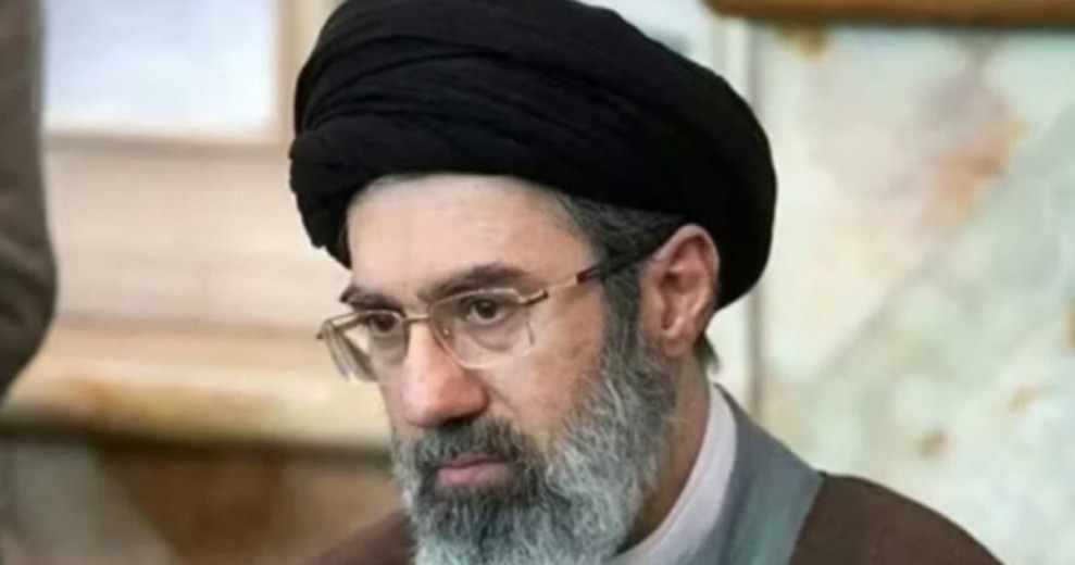 Gantikan Ayahnya, Mojtaba Khamenei Terpilih Jadi Pemimpin Tertinggi Baru Iran?