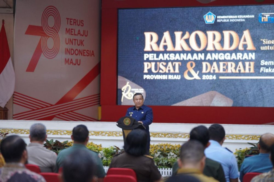 Pj Gubri Buka Rakorda Pelaksanaan Anggaran Pusat dan Daerah Provinsi Riau 2024
