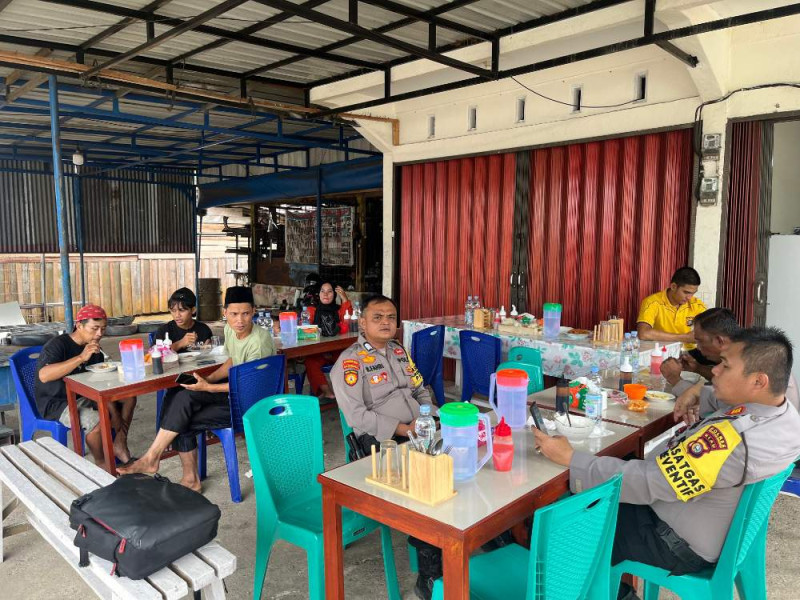 Polres Kuansing Gelar Jumat Curhat Pasca Pilkada 2024 di Desa Sinambek