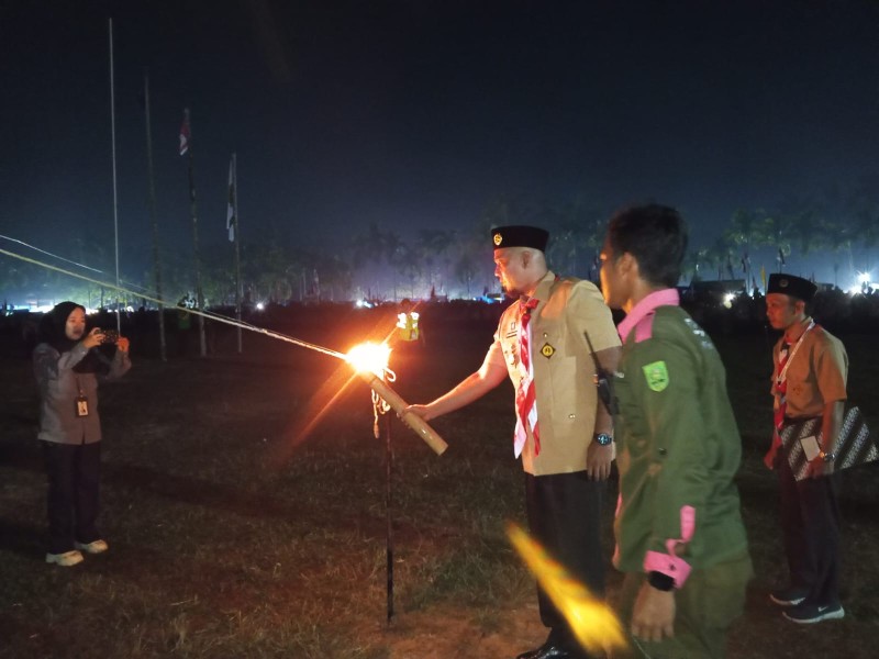 1.200 Pramuka Padati Buluh Rampai, Bupati Inhu: 30 Tahun Lagi Kalian Jadi Pemimpin