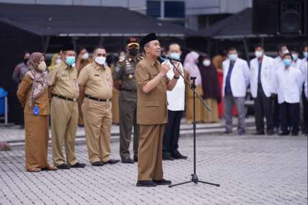 Sebut Pelayanan RSUD Arifin Achmad Pekanbaru Tak Berubah, Gubri: Jangan Ketus
