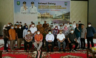 Wabup Siak Sambut Kunker DPRD Kota Salatiga di Kota Istana