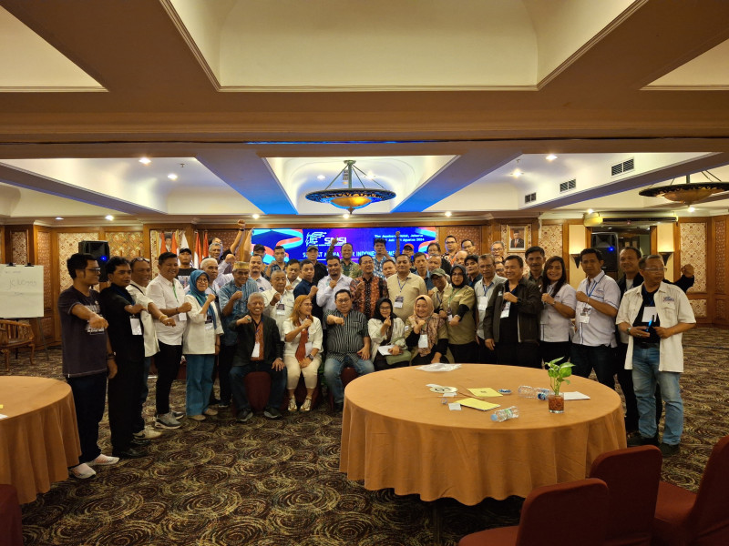 Terpilh Aklamasi di Kongres II,  Firdaus Kembali Nahkodai SMSI Pusat