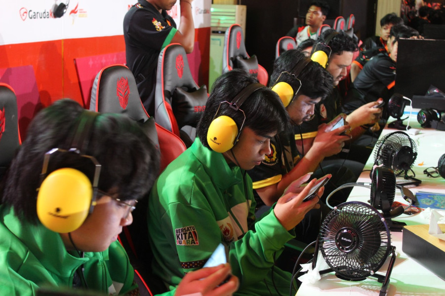 Hadirkan Layanan Khusus Tri, Indosat Dukung Pecinta E-Sport di PON XXI Aceh-Sumut