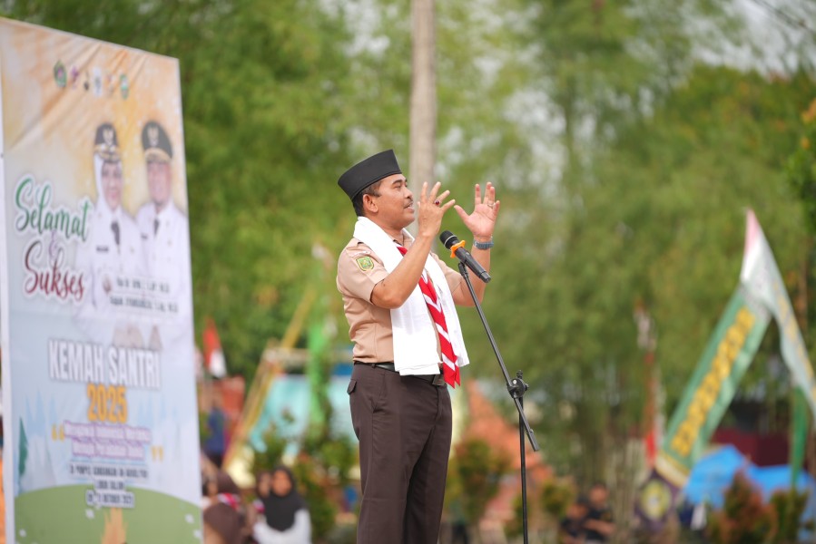 Sekda Mahadar Ajak Santri Doakan Kabupaten Siak di HUT ke-26