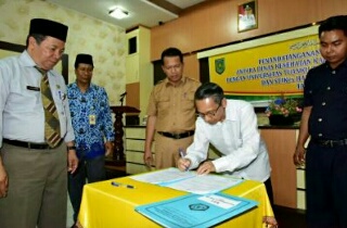 Tingkatkan SDM Kesehatan, Diskes Inhil MoU dengan Sejumlah Universitas 